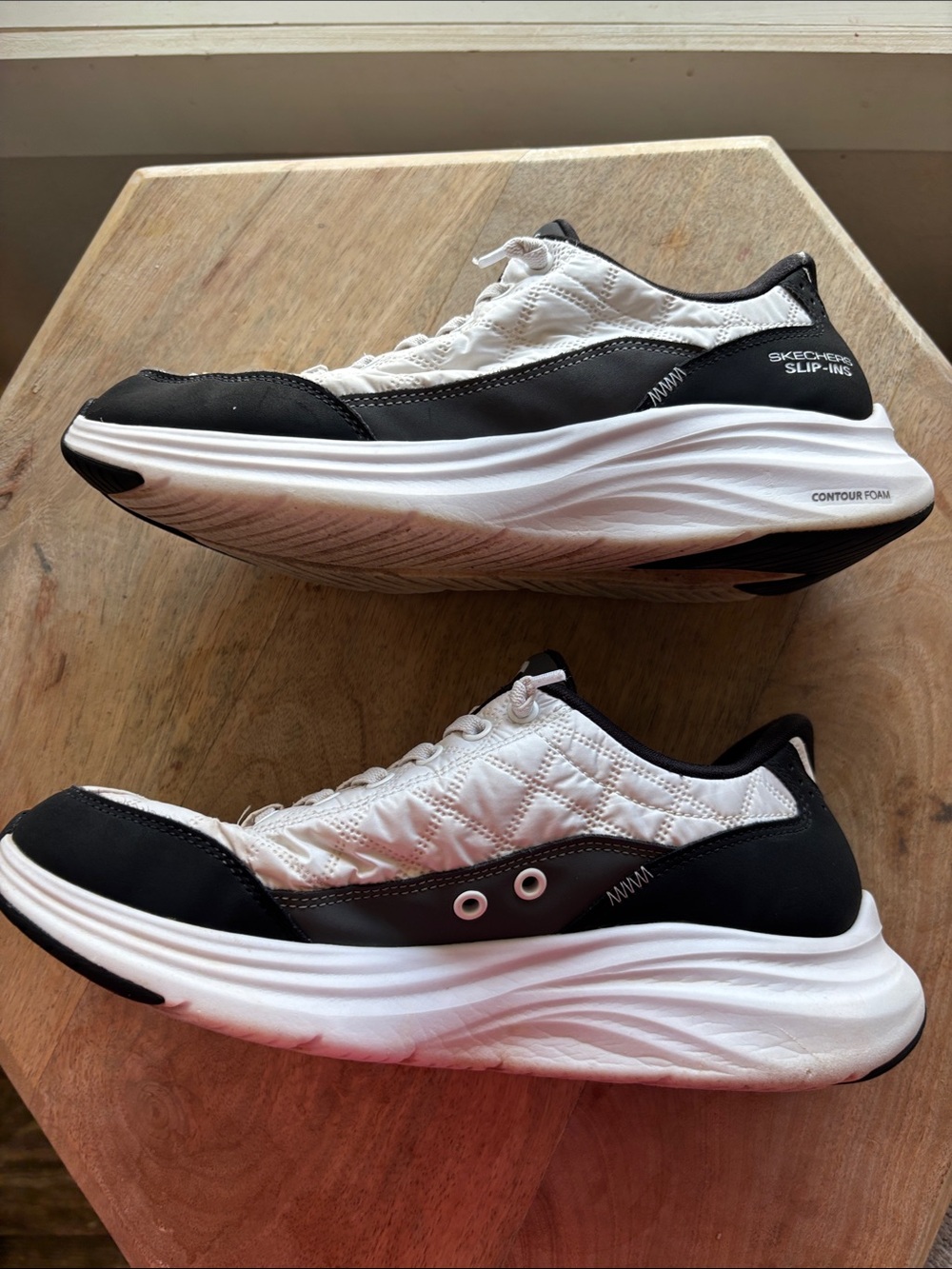 Skechers Women Quilted Light Pink and Black Cozy Fit Sneakers - Picture 3 of 10